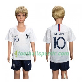 Tenue France Mbappe 10 Enfant Exterieur Coupe du monde 2018 Maillot de Foot